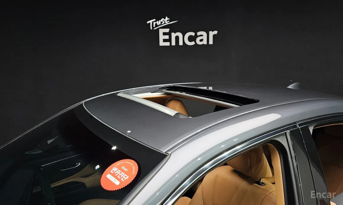 Фото 20 - Lexus ES