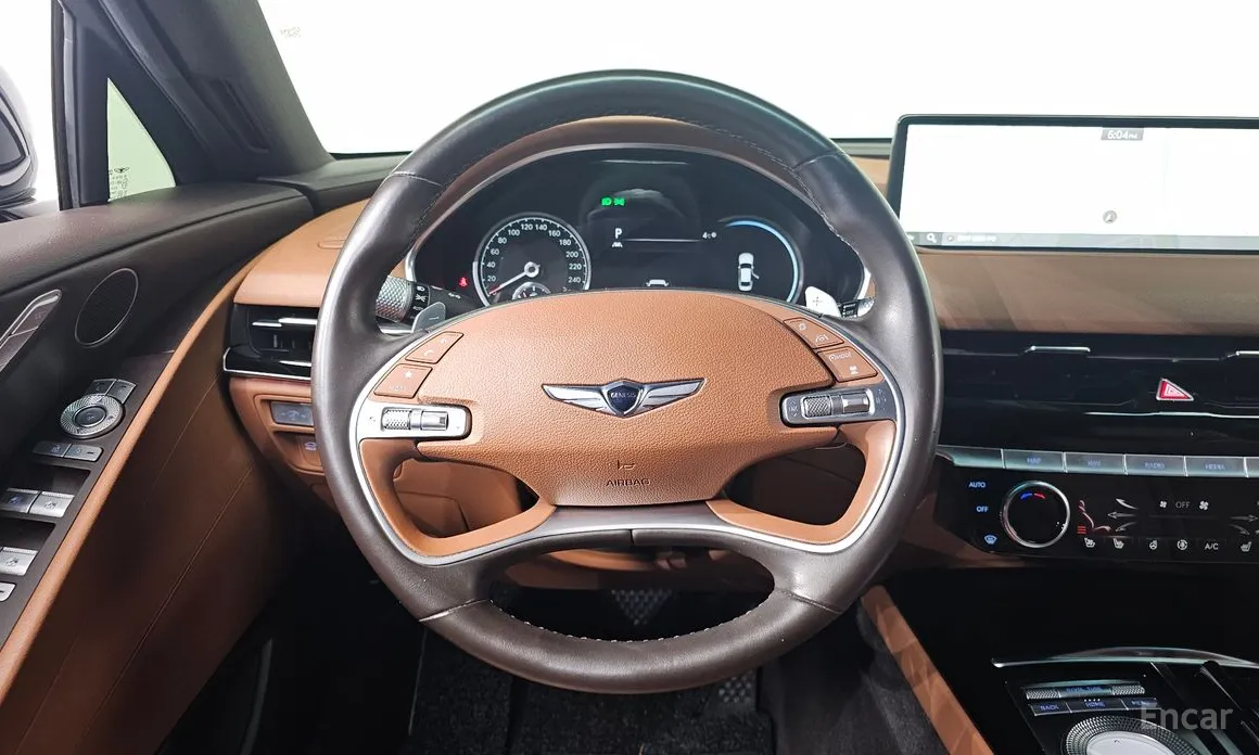 Фото 13 - Genesis G80