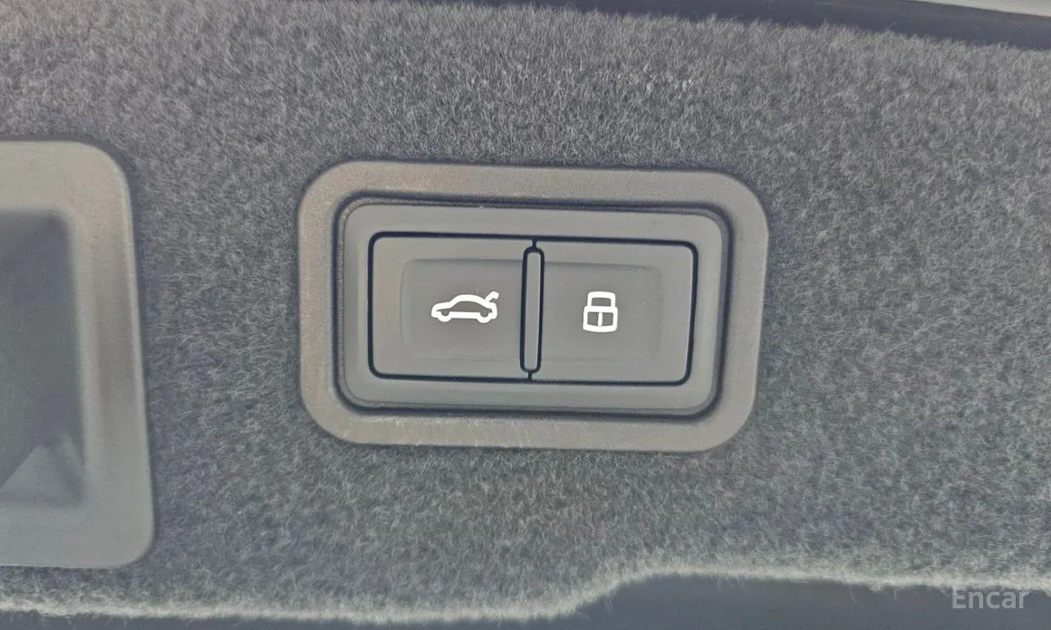 Фото 20 - Audi A8