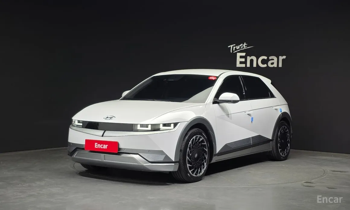 Фото 1 - Hyundai Ioniq 5