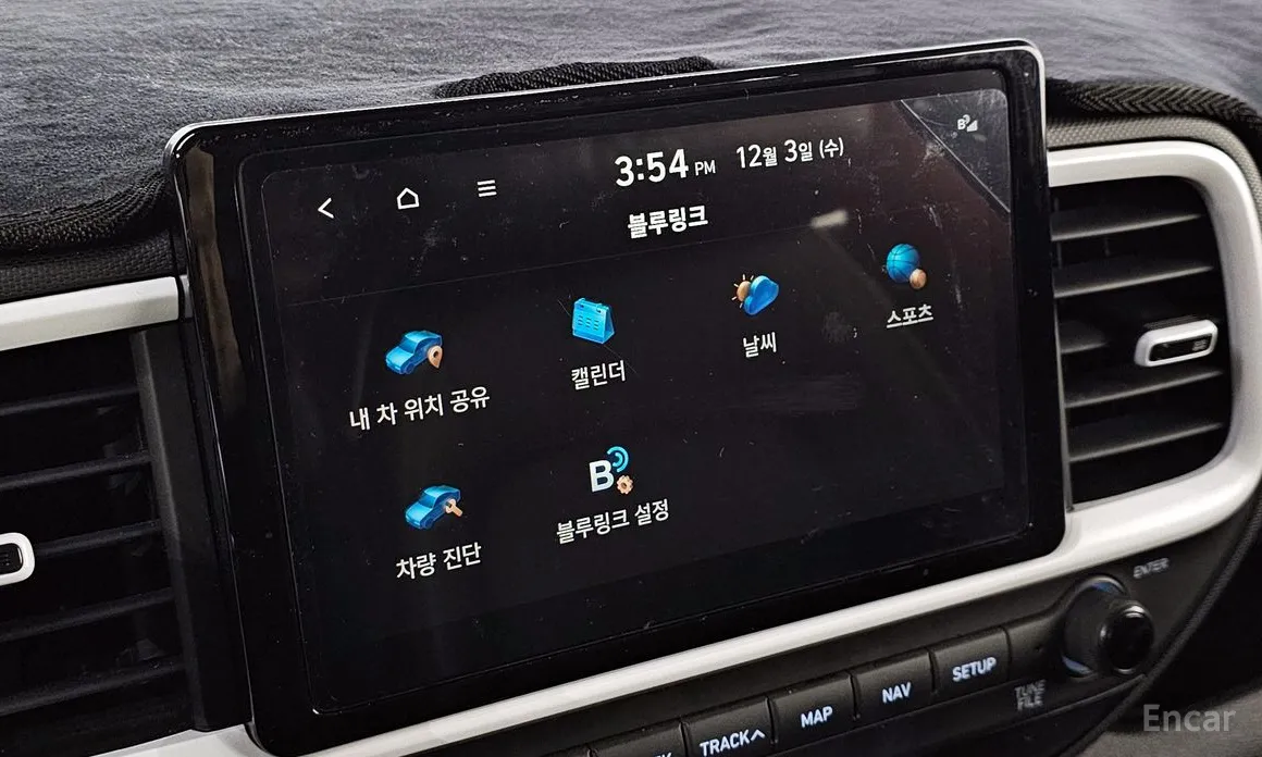 Фото 15 - Hyundai Venue