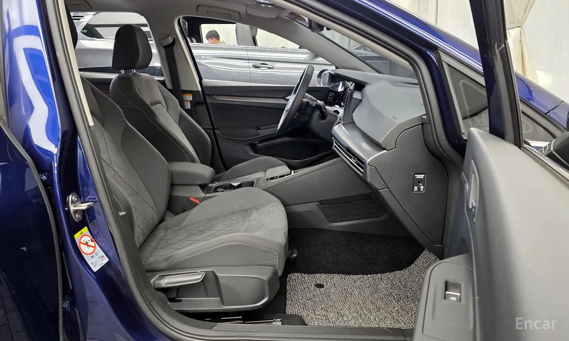 Фото 11 - Volkswagen Golf