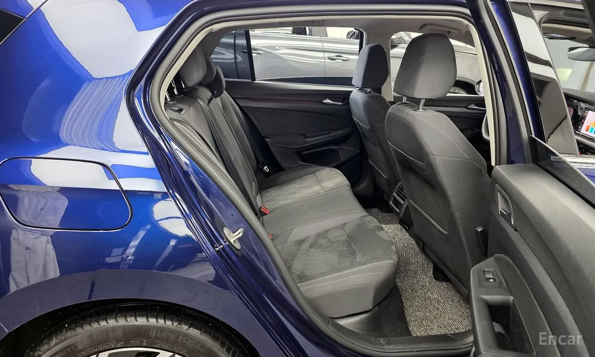 Фото 12 - Volkswagen Golf