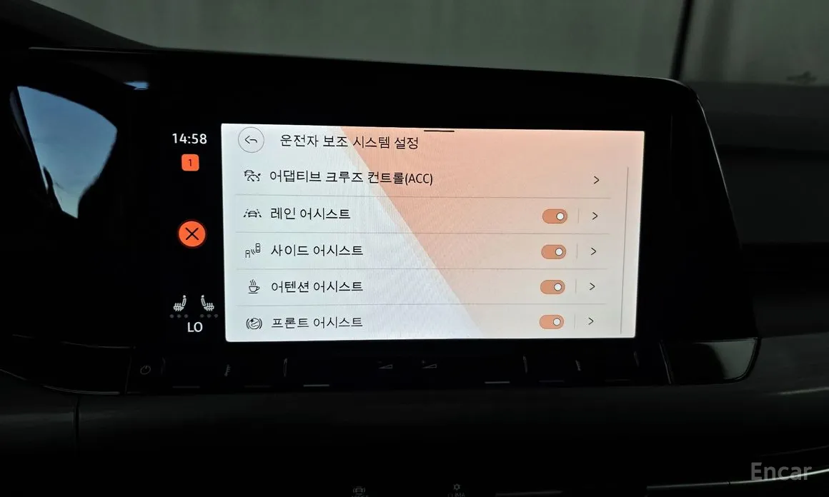 Фото 16 - Volkswagen Golf