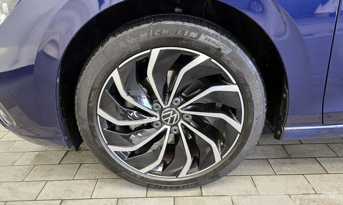 Фото 5 - Volkswagen Golf