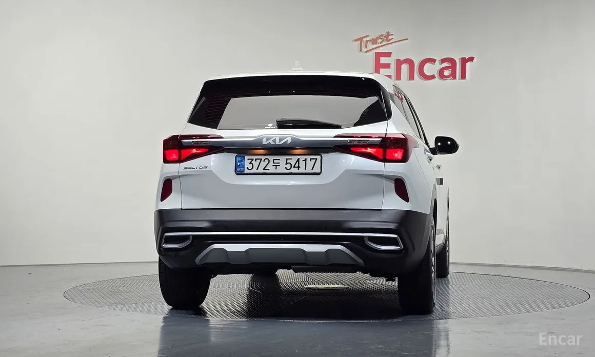 Фото 4 - Kia Seltos