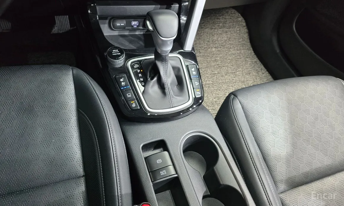 Фото 9 - Kia Seltos