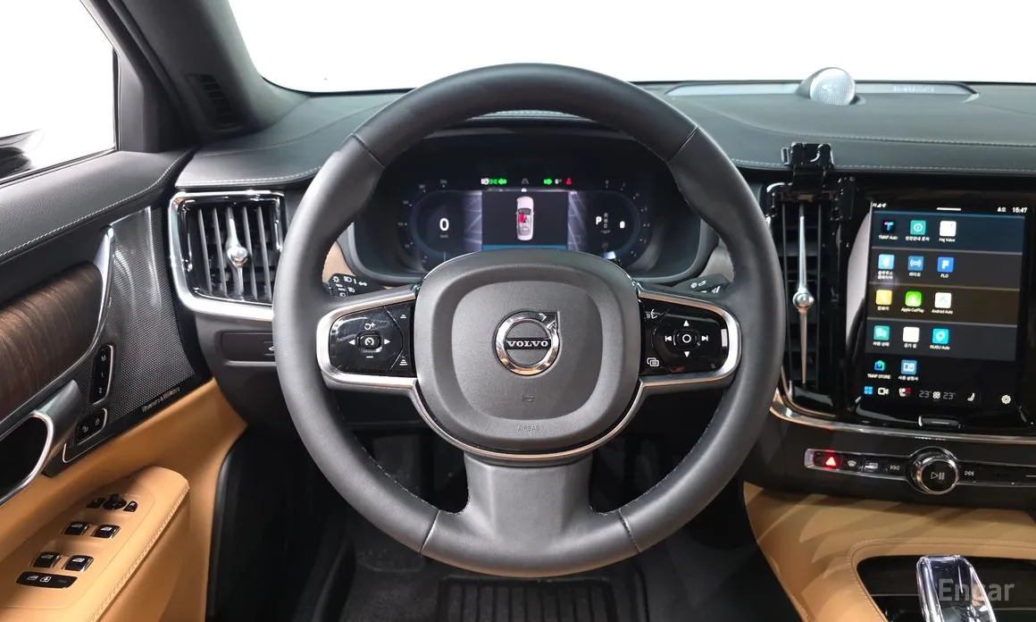 Фото 13 - Volvo S90