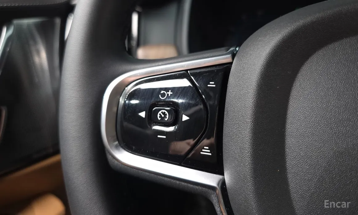 Фото 18 - Volvo S90