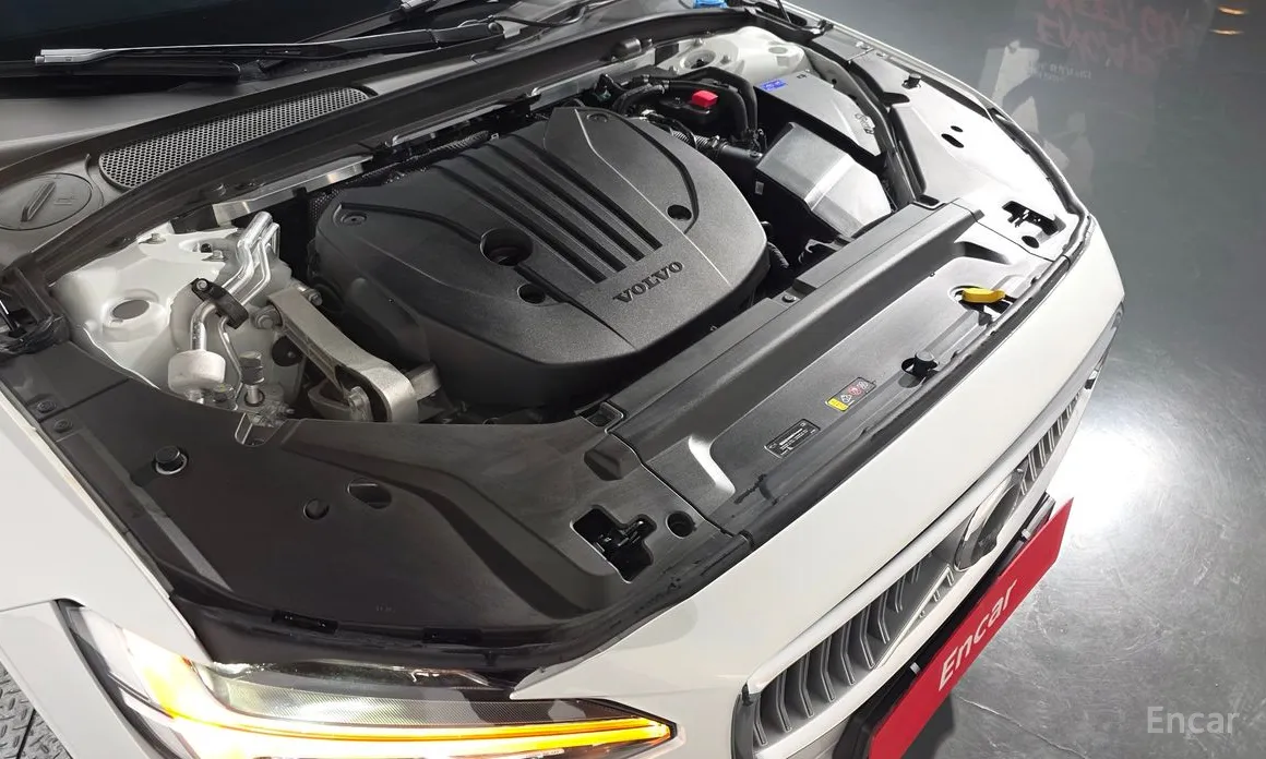 Фото 6 - Volvo S90