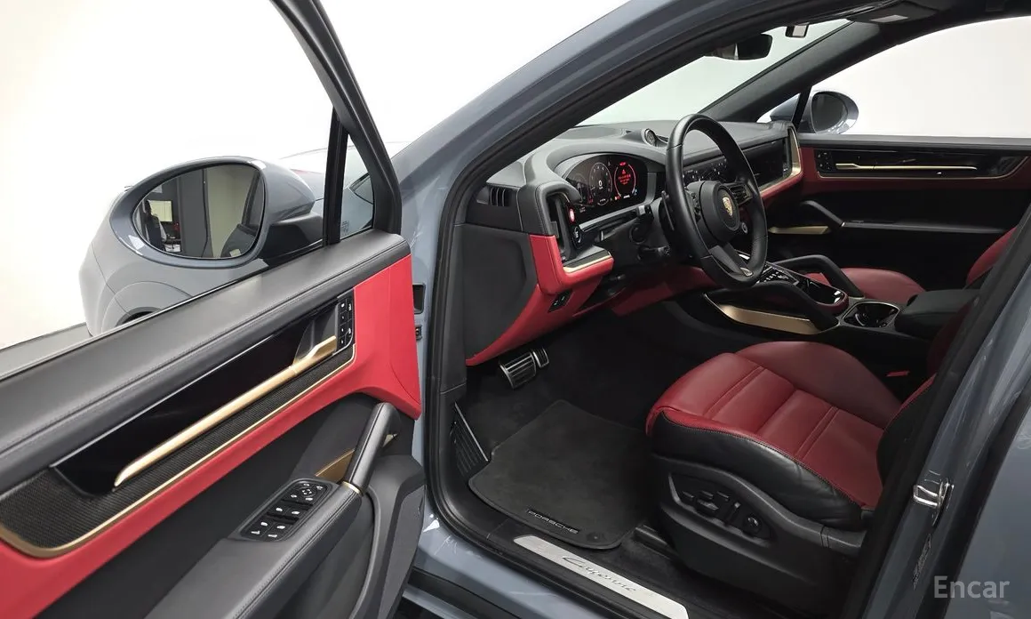 Фото 11 - Porsche Cayenne