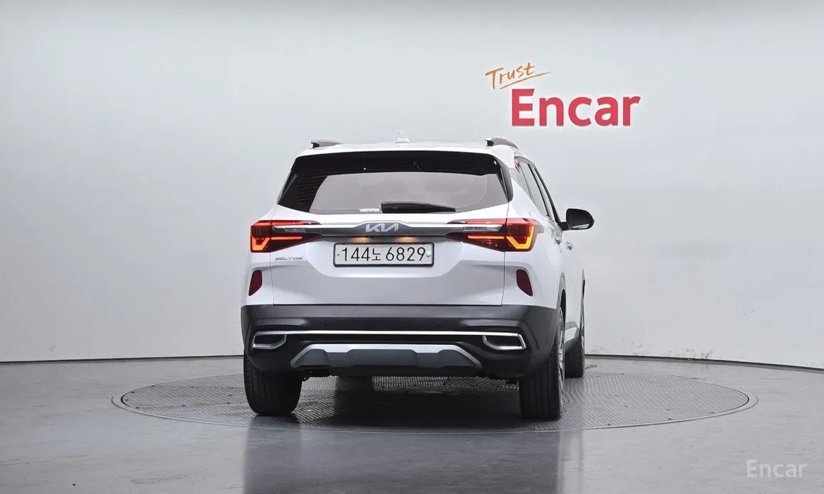 Фото 4 - Kia Seltos