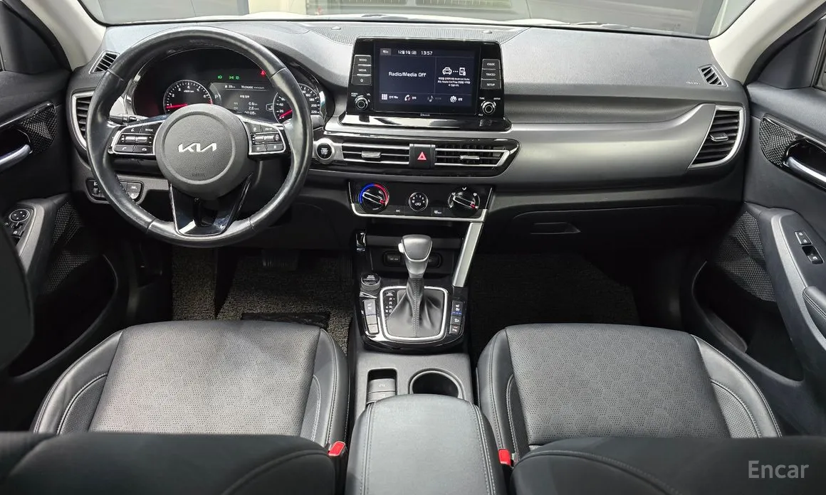 Фото 7 - Kia Seltos