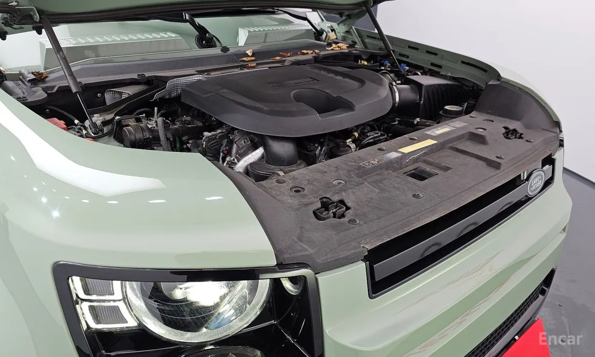 Фото 6 - Land Rover Defender