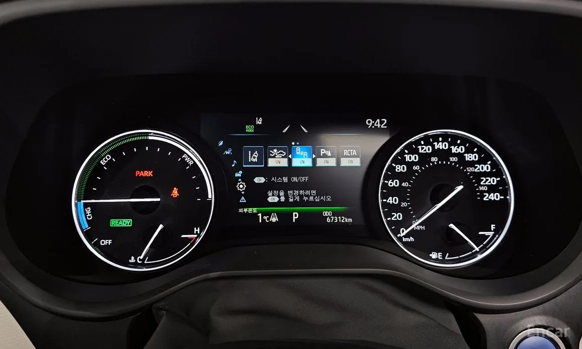 Фото 8 - Toyota Sienna