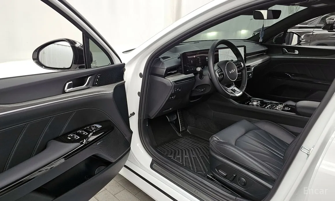 Фото 10 - Kia K5