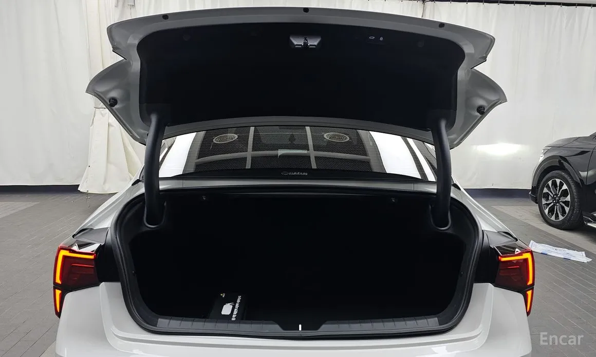 Фото 20 - Kia K5