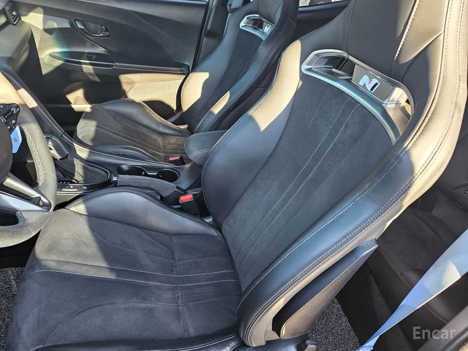 Фото 11 - Hyundai Veloster