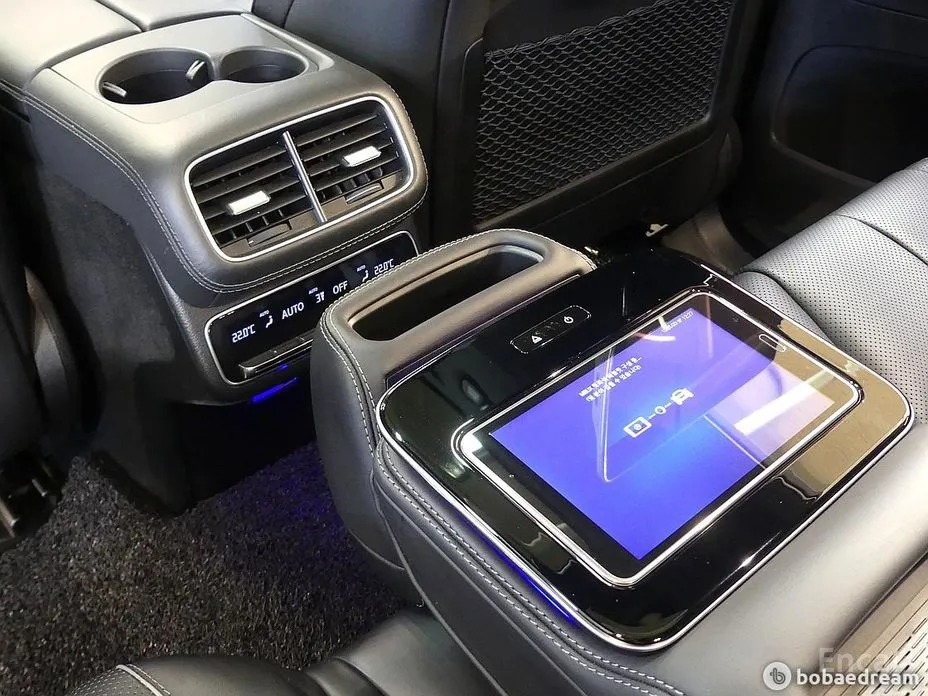 Фото 18 - Mercedes-Benz GLS-Class