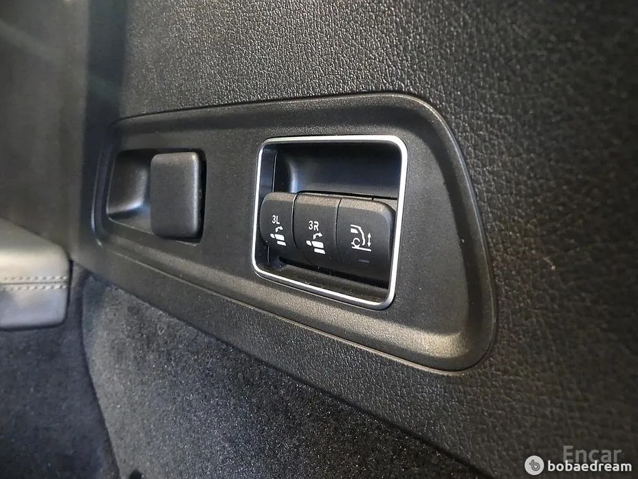 Фото 19 - Mercedes-Benz GLS-Class