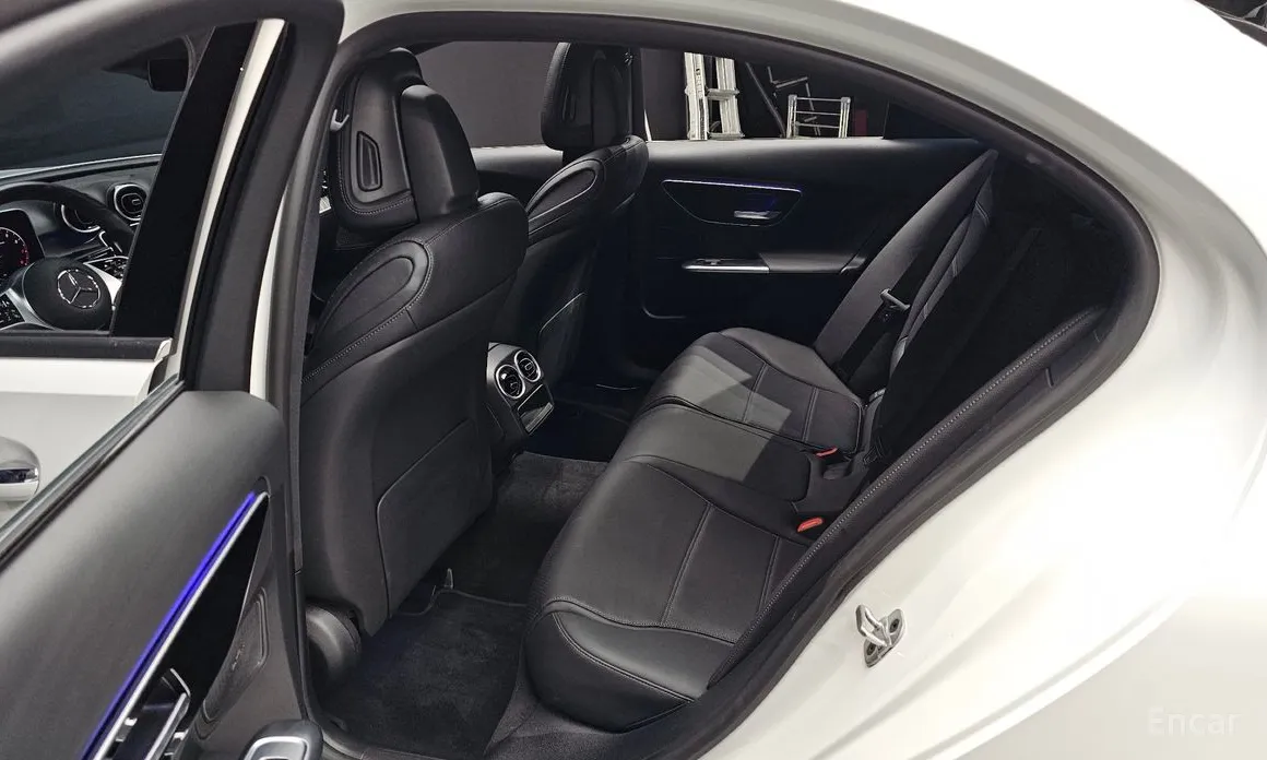 Фото 12 - Mercedes-Benz C-Class