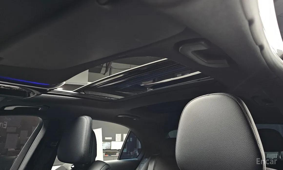 Фото 16 - Mercedes-Benz C-Class