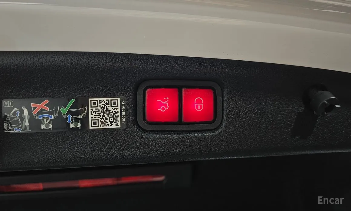 Фото 20 - Mercedes-Benz C-Class