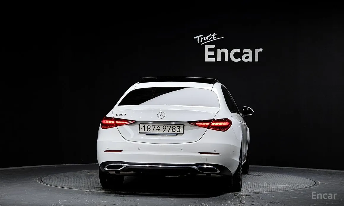 Фото 4 - Mercedes-Benz C-Class