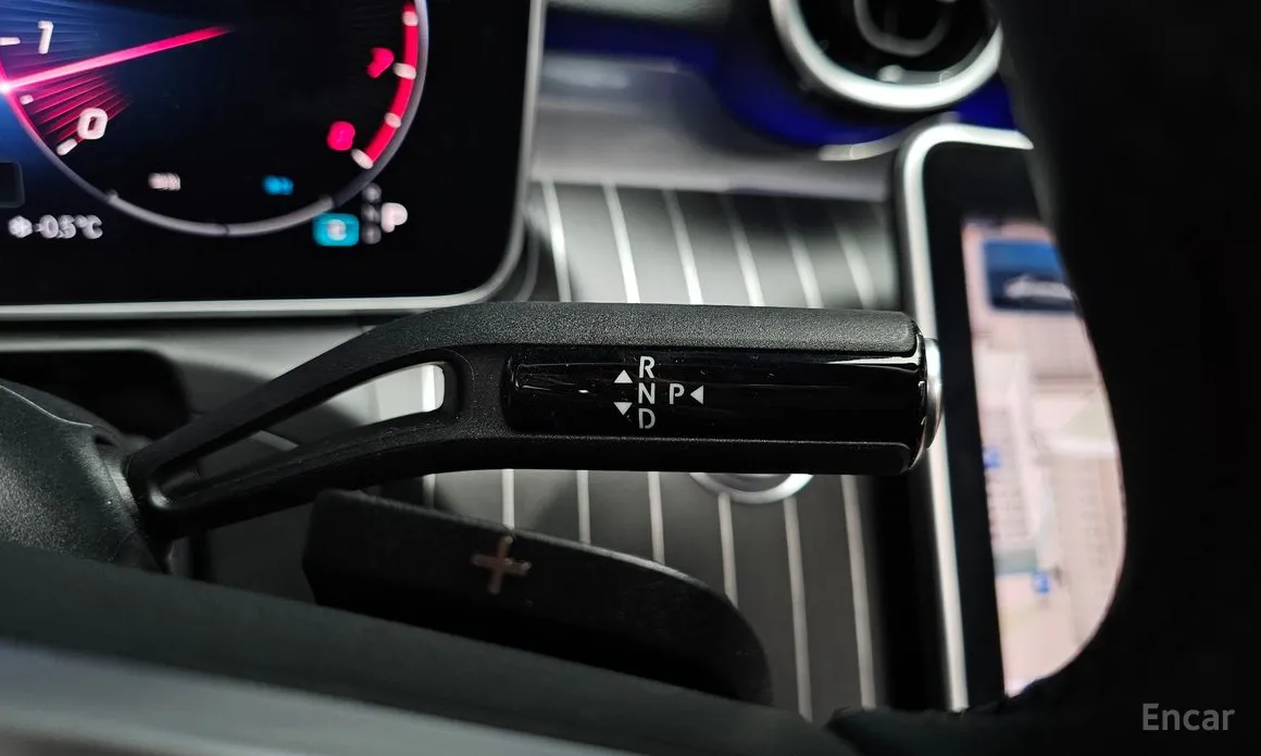 Фото 9 - Mercedes-Benz C-Class