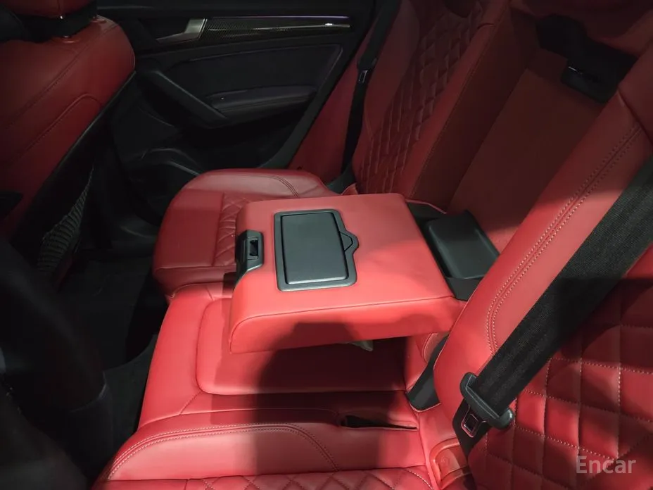 Фото 15 - Audi SQ5