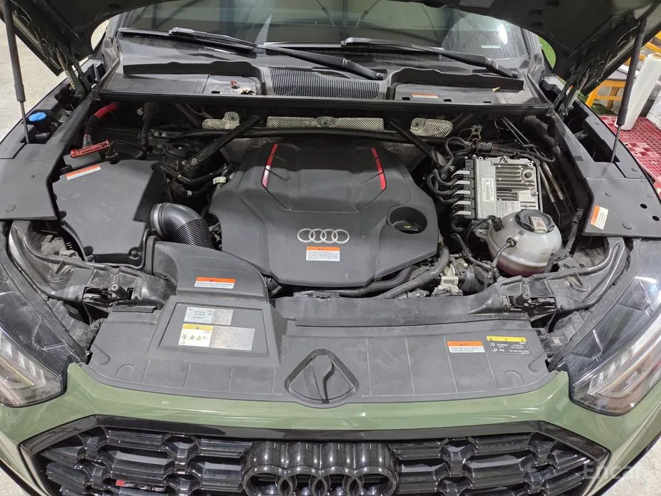 Фото 7 - Audi SQ5