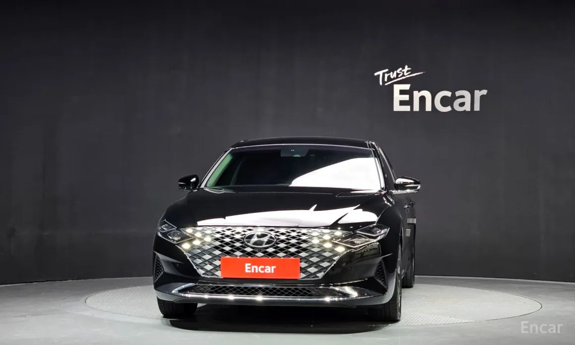 Фото 3 - Hyundai Grandeur