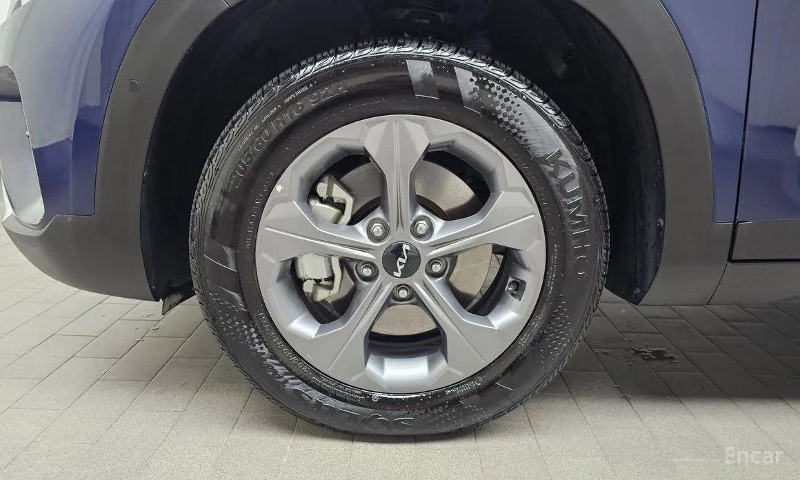 Фото 5 - Kia Seltos