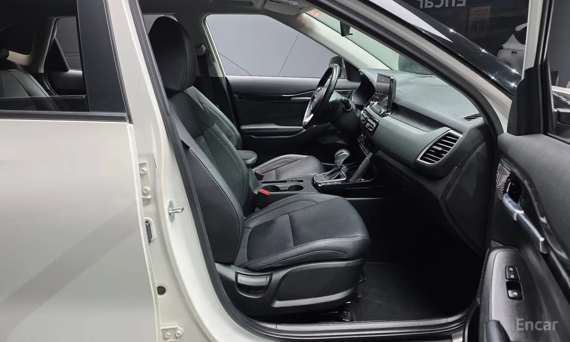 Фото 11 - Kia Seltos