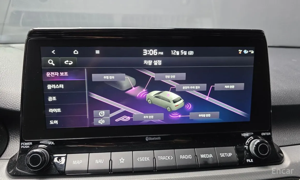 Фото 15 - Kia Seltos