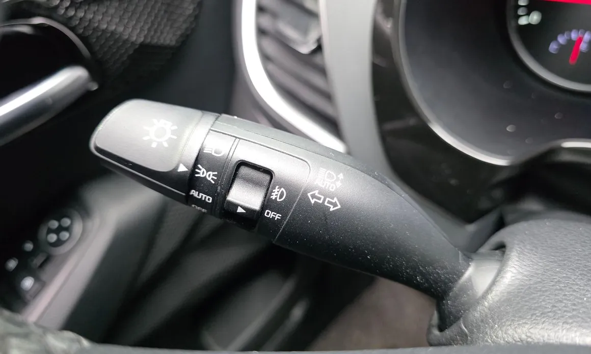 Фото 18 - Kia Seltos