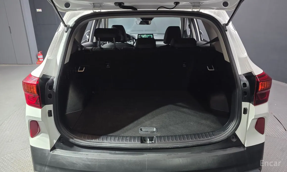 Фото 20 - Kia Seltos