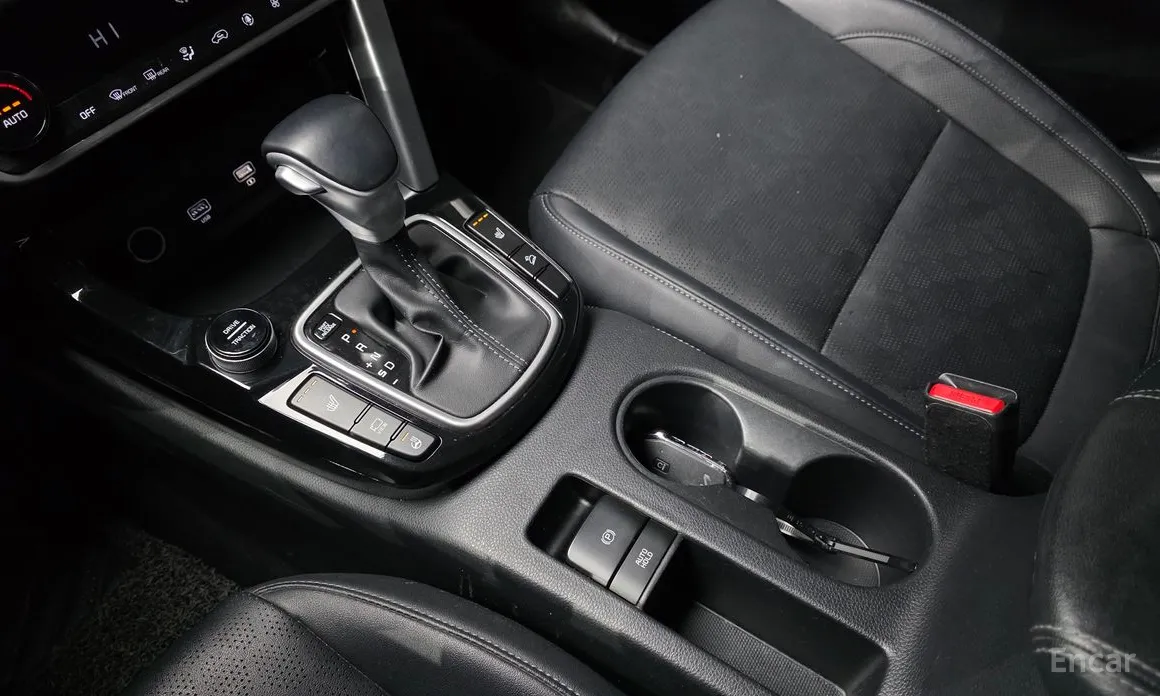 Фото 9 - Kia Seltos