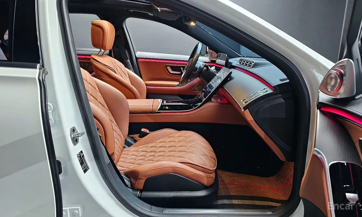 Фото 11 - Mercedes-Benz S-Class