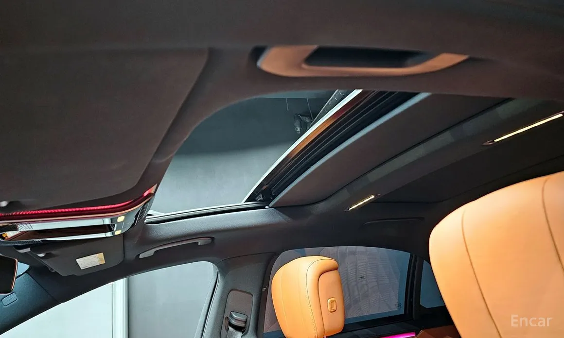 Фото 16 - Mercedes-Benz S-Class