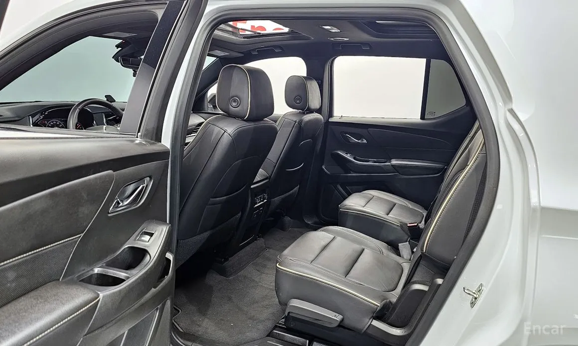 Фото 11 - Chevrolet Traverse