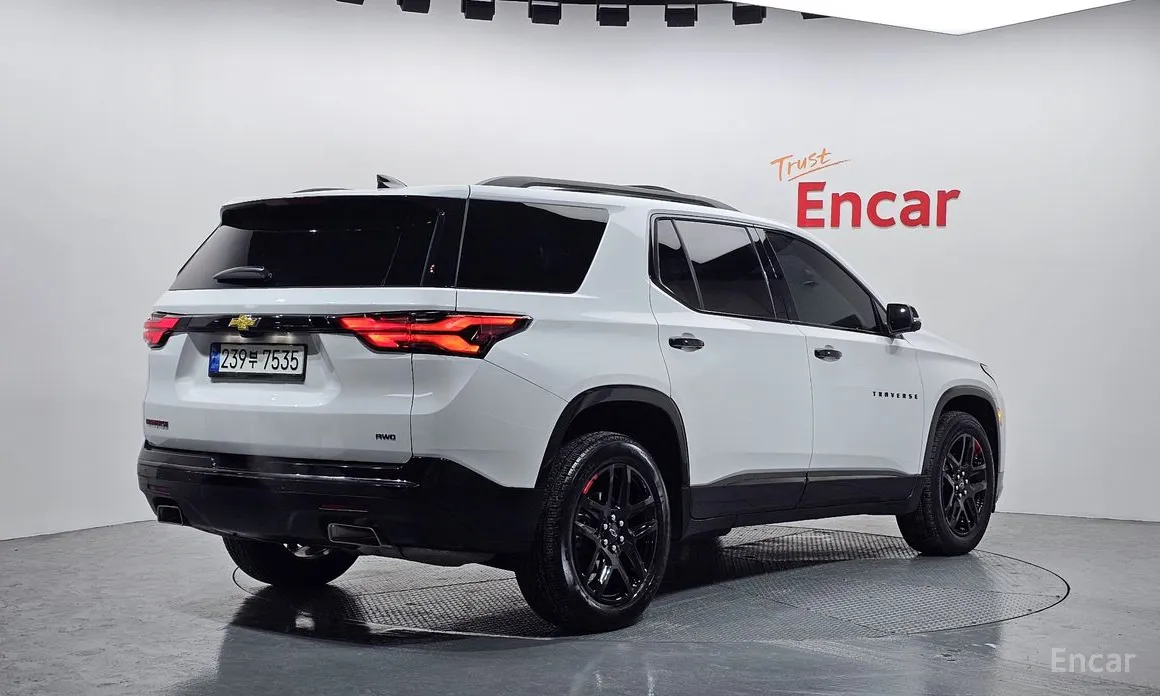 Фото 2 - Chevrolet Traverse