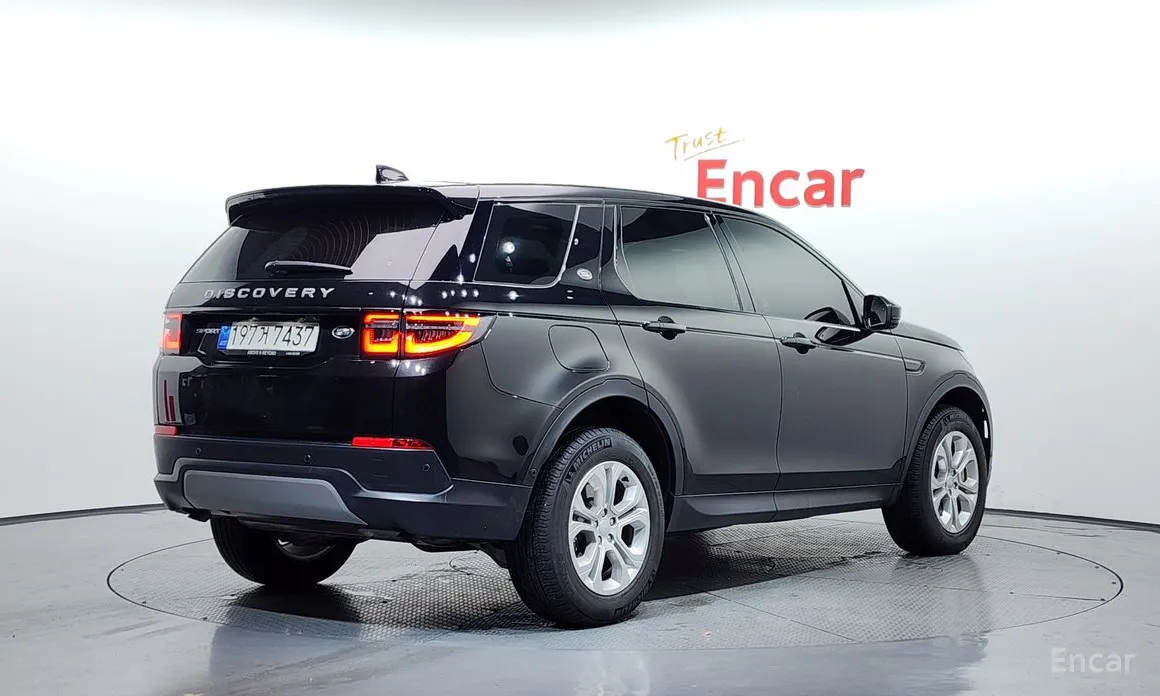 Фото 2 - Land Rover Discovery Sport