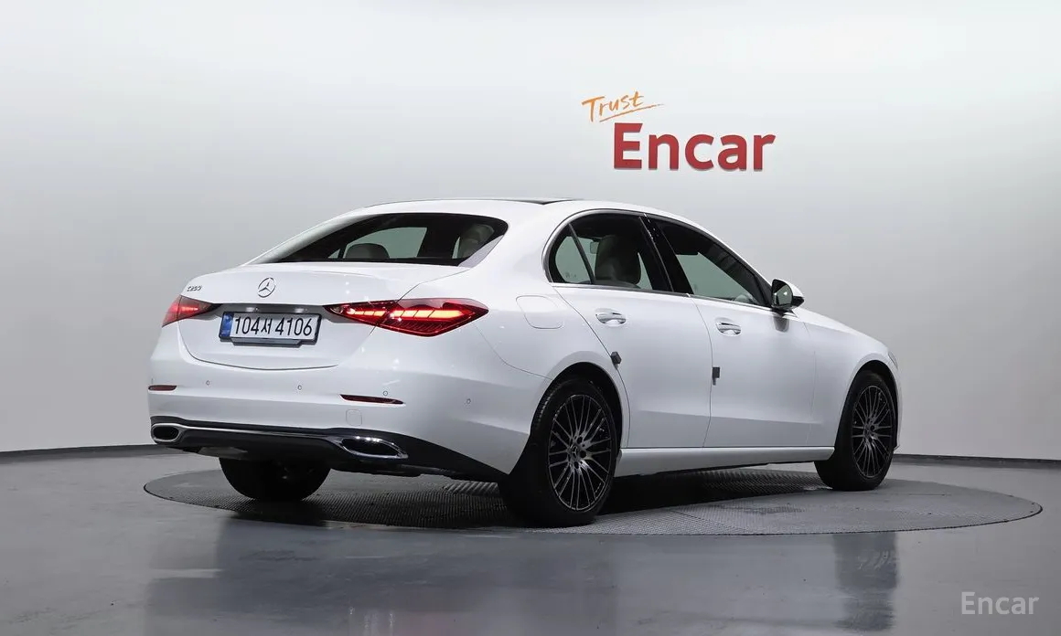 Фото 2 - Mercedes-Benz C-Class