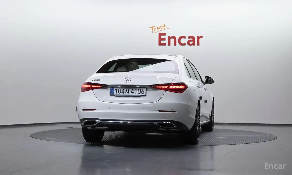 Фото 4 - Mercedes-Benz C-Class