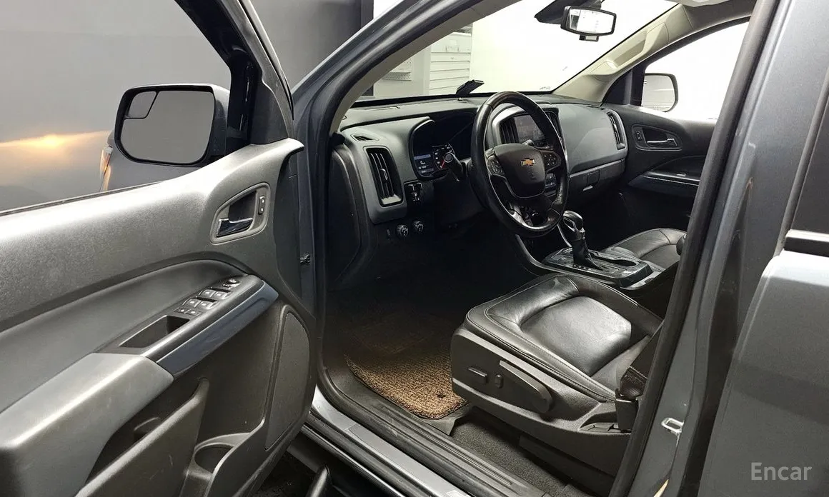 Фото 10 - Chevrolet Colorado