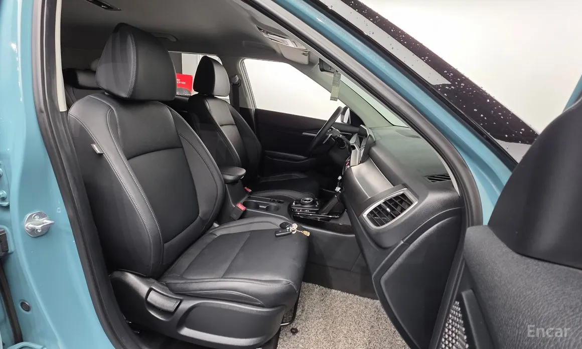 Фото 10 - Kia Seltos