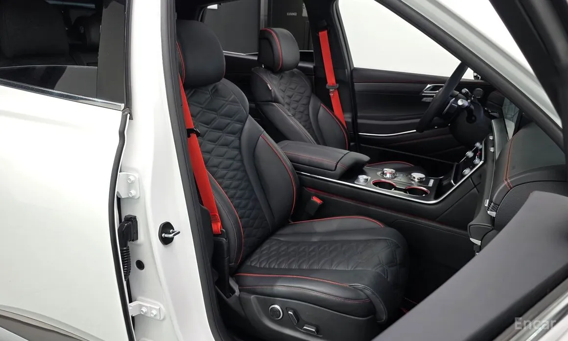 Фото 10 - Genesis GV80