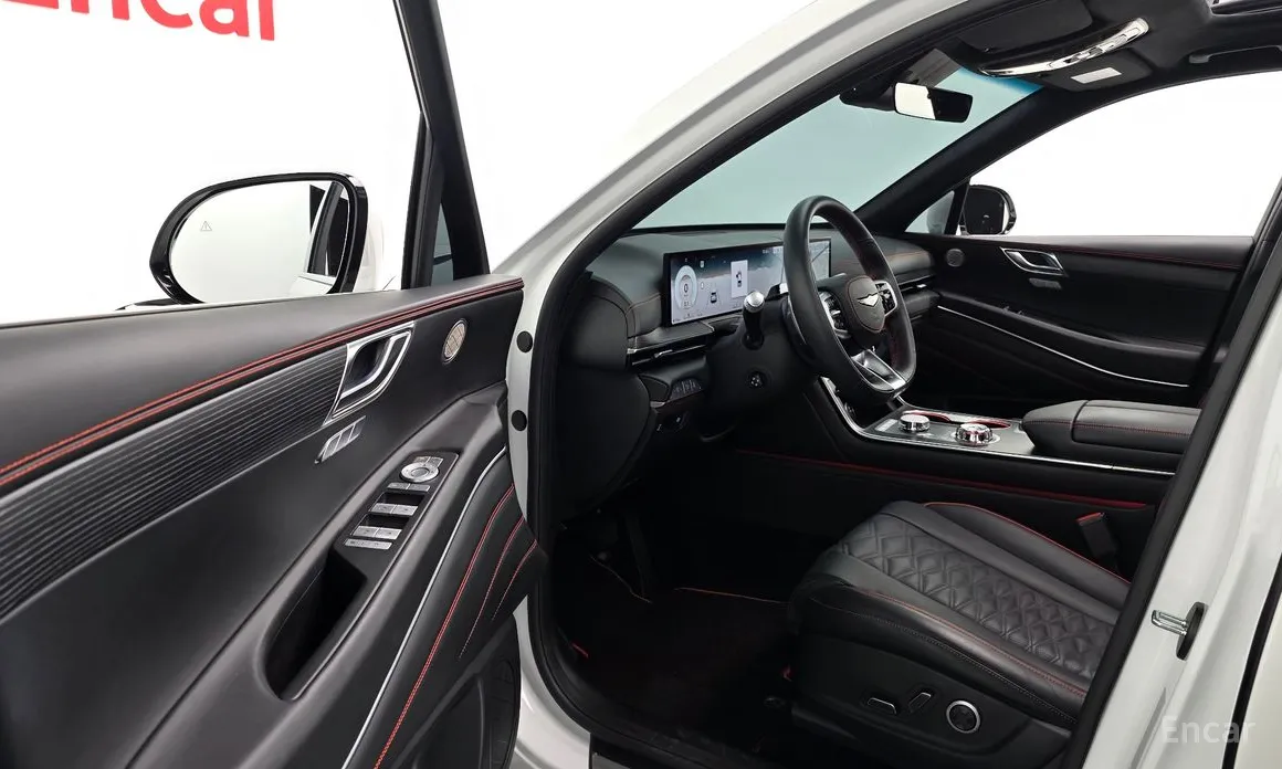 Фото 11 - Genesis GV80