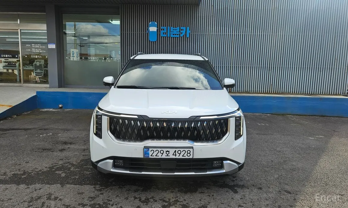 Фото 2 - Kia Carnival